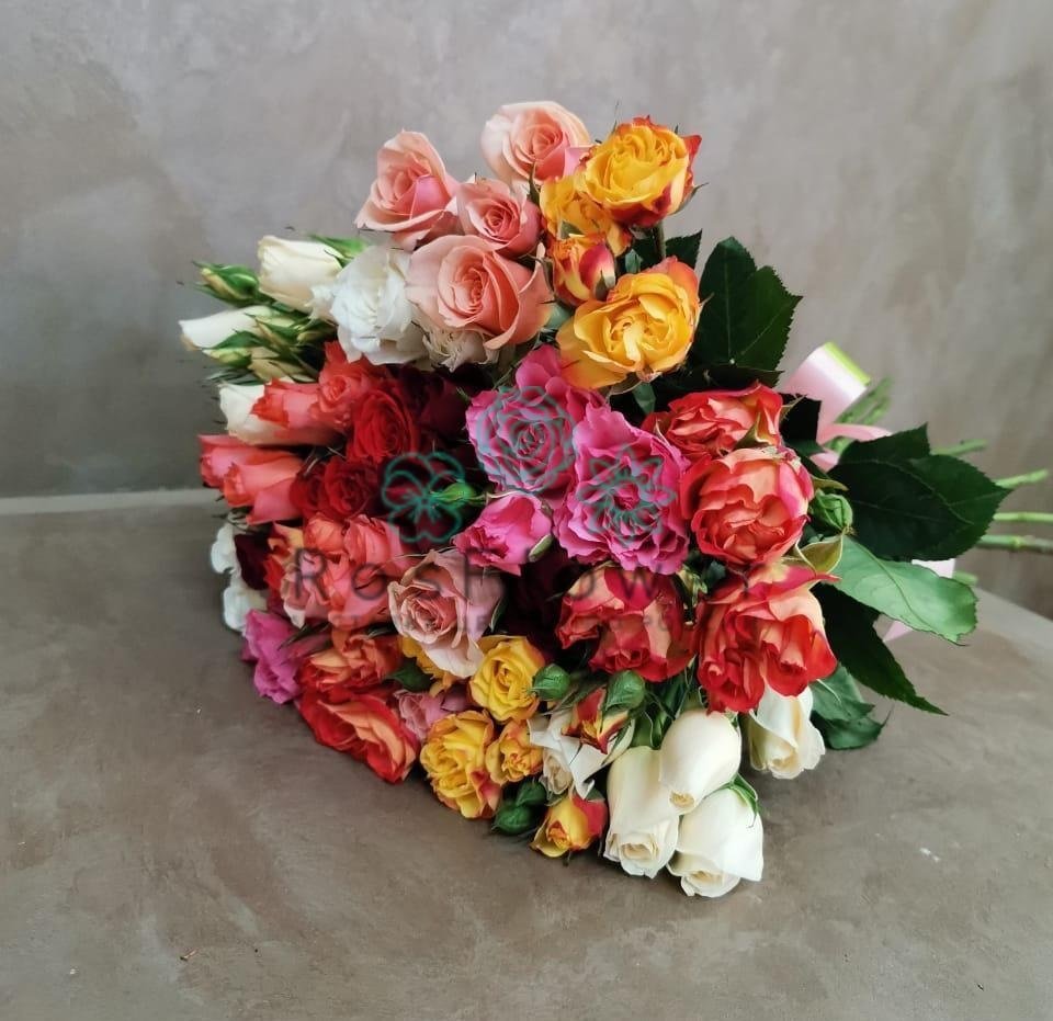 Букет цветов из: Розы в Красном Октябре