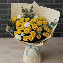 Букет цветов из:  Розы в Красном Октябре