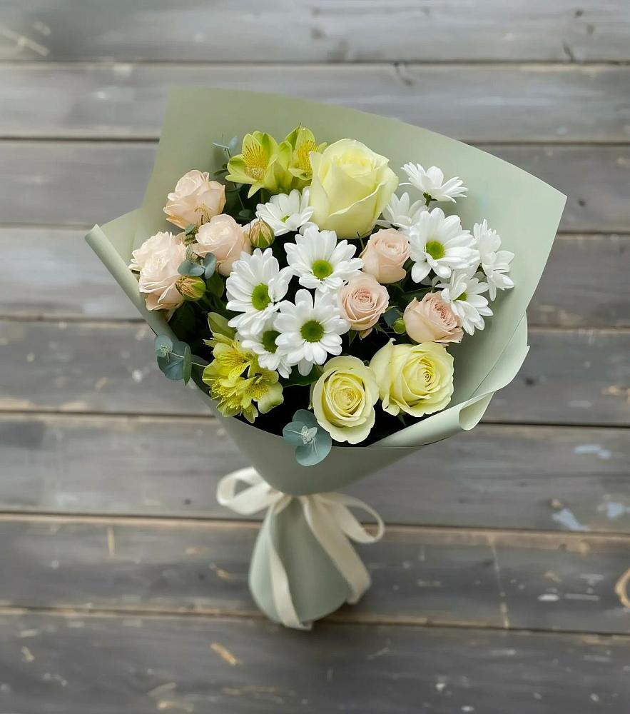 Букет цветов из: Альстромерии, Розы и Хризантемы в Красном Октябре