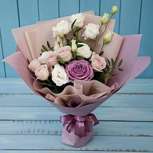 Букет цветов из:  Розы и Лизиантусы #REPLACE_PRED# Красном Октябре