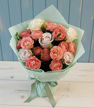 Букет цветов из:  Розы в Красном Октябре