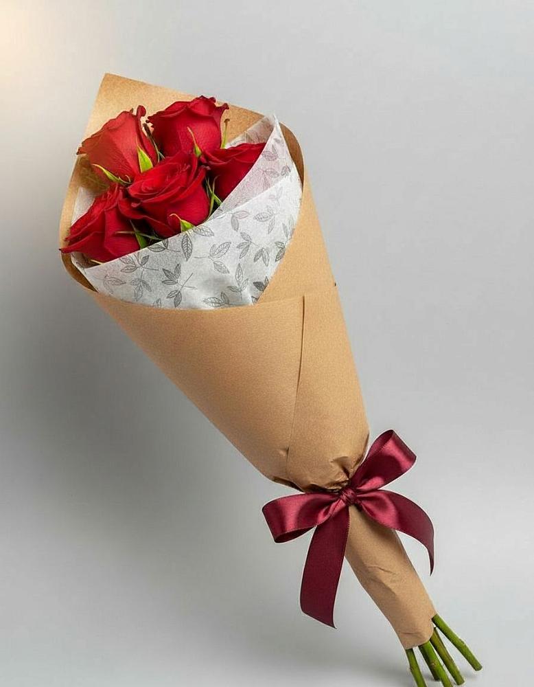 Букет цветов из: Розы в Красном Октябре