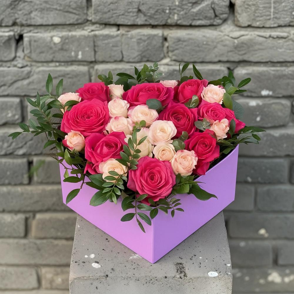 Цветочная композиция из Розы в коробке в Красном Октябре