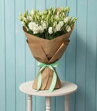 Букет цветов из:  Лизиантусы #REPLACE_PRED# Красном Октябре