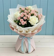 Букет цветов из:  Розы #REPLACE_PRED# Красном Октябре