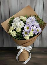 Букет цветов из:  Хризантемы и Розы в Красном Октябре