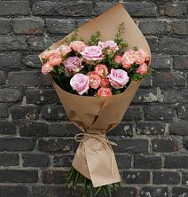 Букет цветов из:  Розы в Красном Октябре