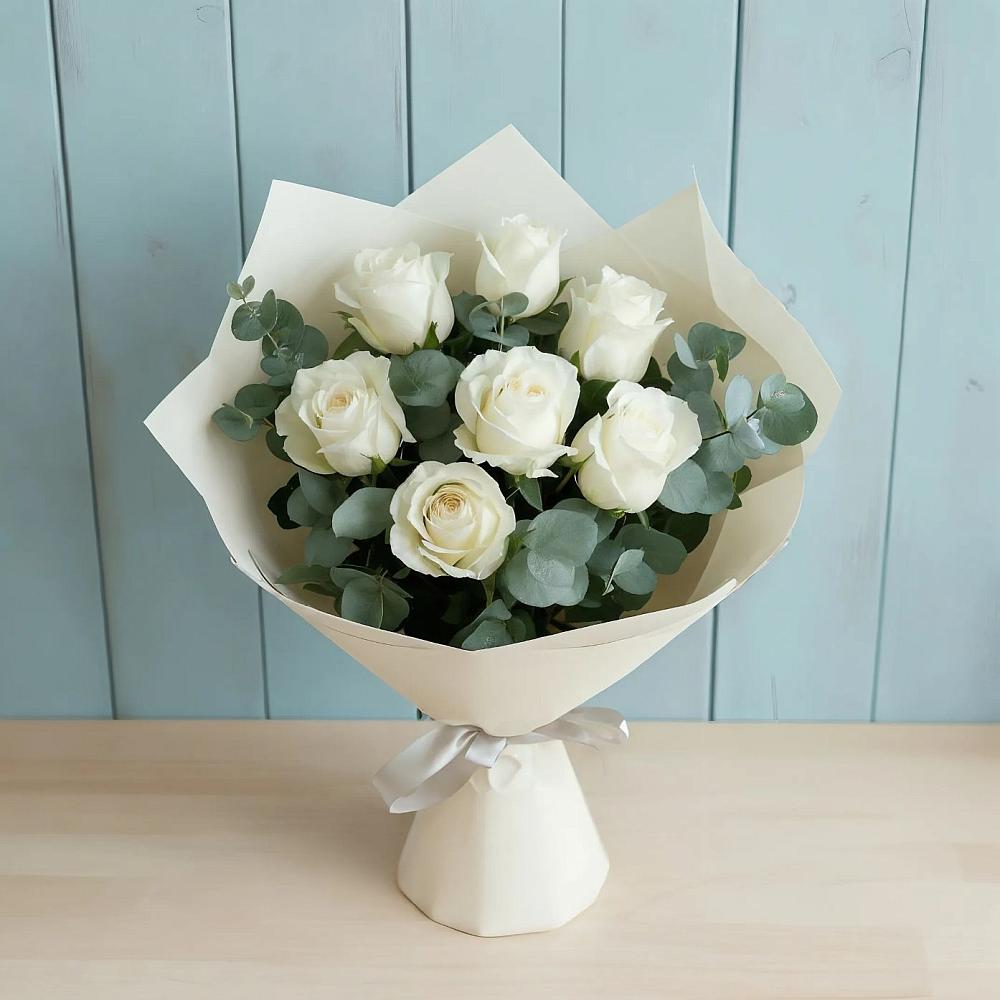 Букет Белые розы в Эвкалипте в Красном Октябре