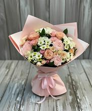 Букет цветов из:  Гвоздики, Розы и Хризантемы в Красном Октябре