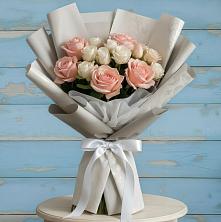 Букет цветов из:  Розы в Красном Октябре
