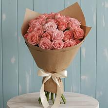Букет цветов из:  Розы в Красном Октябре