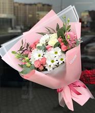 Букет цветов из:  Розы, Лизиантусы и Хризантемы в Красном Октябре