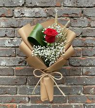 Букет цветов из:  Розы в Красном Октябре