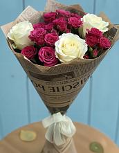 Букет цветов из:  Розы в Красном Октябре