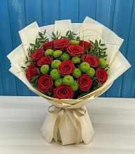 Букет цветов из:  Розы и Хризантемы в Красном Октябре