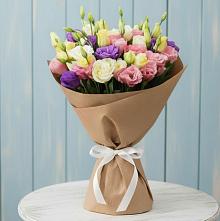 Букет цветов из:  Лизиантусы в Красном Октябре